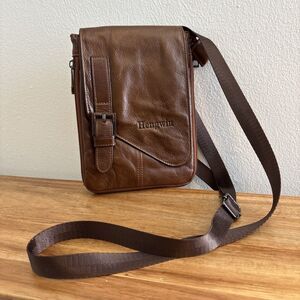 Hengwin Brown Leather Crossbody Shoulder Bag Travel Passport Genuine Slim